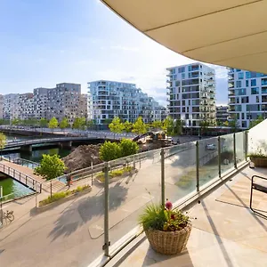  Apartment Lys 3 Vaerelses Med 26 M2 Sydvendt Altan Dänemark