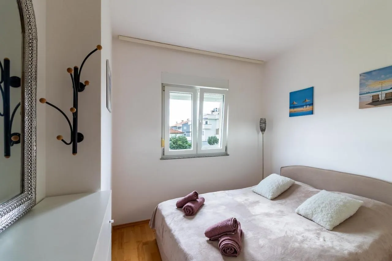 Apartment Ben1 PUY 0*, 풀라 크로아티아